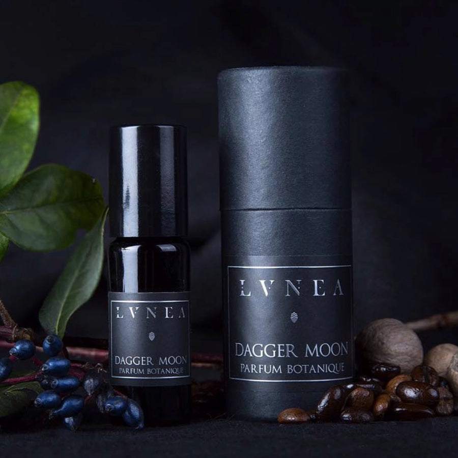 DAGGER MOON - Baked Earth, Ruh Khus, Palo Santo, Coffee Botanical Perfume Oil