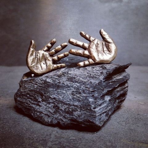 Hand Cufflinks Bronze
