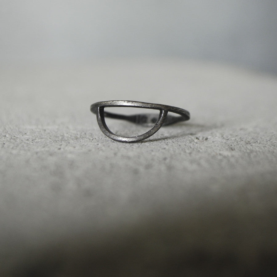 Tyyneys Ring Oxidized Silver